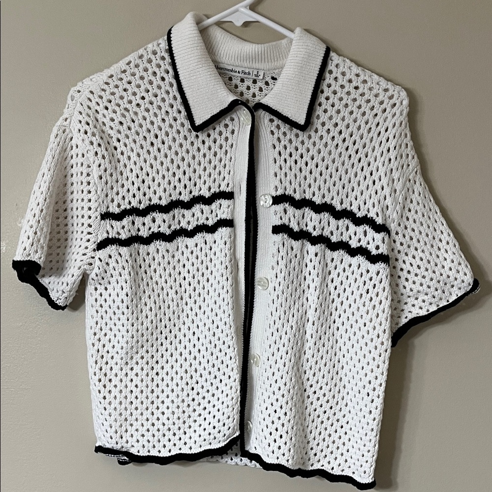 Abercrombie & Fitch Ivory Knit Cardigan with Dark Edging